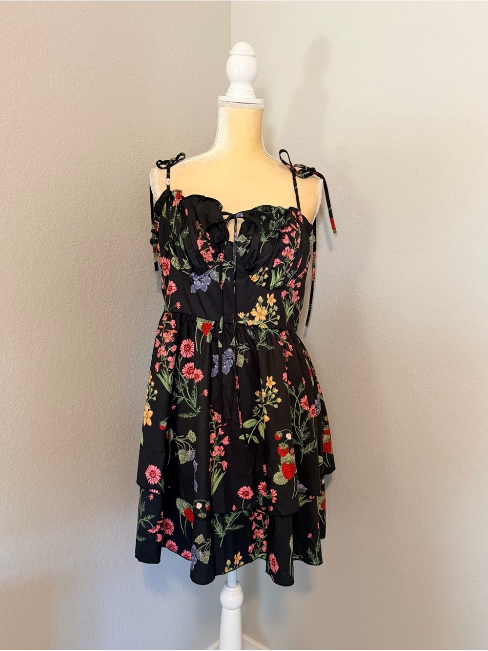 Cider Black Floral & Strawberry Tiered Ruffle Mini Dress - Size 0XL